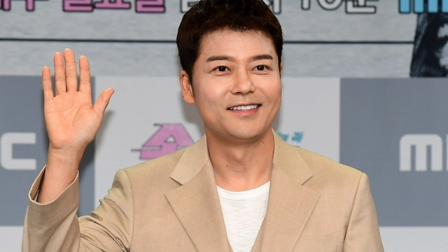 전현무, 3000평 개 유치원 운영 종료…"완벽하진 않아"
