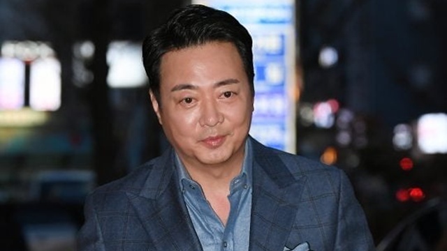 '60세 미혼부' 윤다훈, 5개월 만에 눈물 하차 