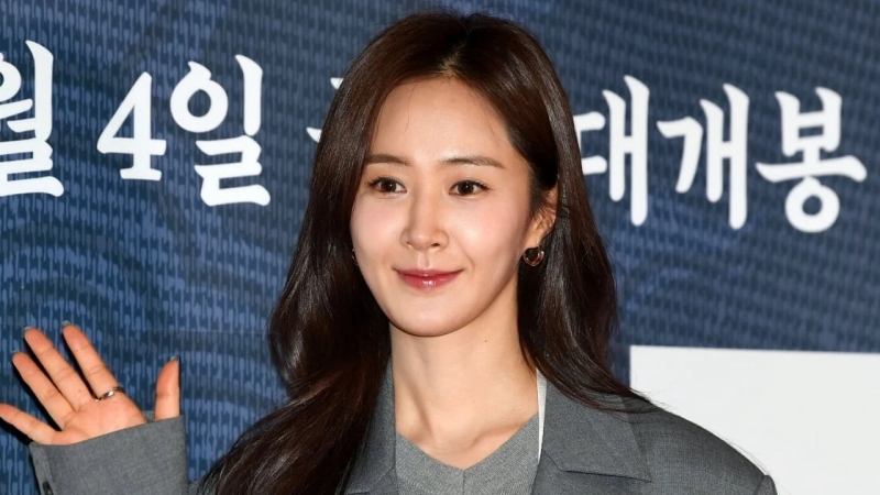 단독 유리, 25년 만에 SM 떠나나…내달 전속계약 종료