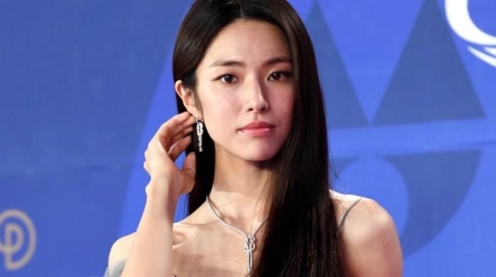 '증조부 친일 논란' 하영 차기작, 결국 편성표서 빠졌다