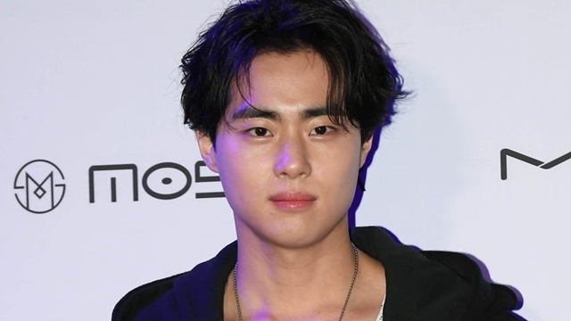 '학폭 재판중' 조병규, 첫 뮤지컬서 가창력 '도마 위'