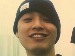 이센스, 새벽 라디오에서 첫 싱글 공개해… '진솔한 가사와 담백한 랩이 특징'