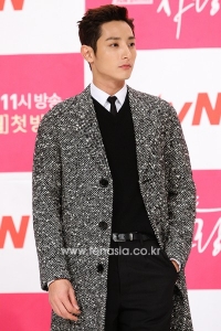 이수혁, "실제 목수같은 외모 만들려고 고군분투"