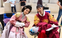 '상의원' 박신혜 "사극 첫 도전"...기품 있는 왕비로 완벽 변신