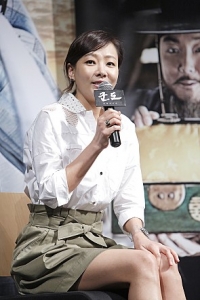 '군도' 홍일점 윤지혜, 씨제스와 전속계약 'JYJ 설경구와 한솥밥'