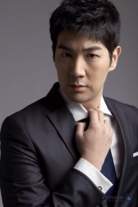 한상진, SBS '하이드 지킬, 나' 합류…현빈과 라이벌 구도 이룬다