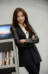 '데뷔 11주년' 박신혜, "'천국의 계단'부터 '피노키오'까지..SBS 정직원 같다"