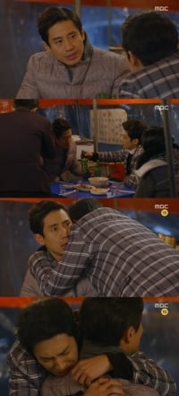'미스터 백' 이준, 신하균과 소주 대작 중 “아버지예요?” 오열