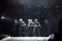 신화, 콘서트 실황 다큐멘터리 국내 최초 4DX 상영