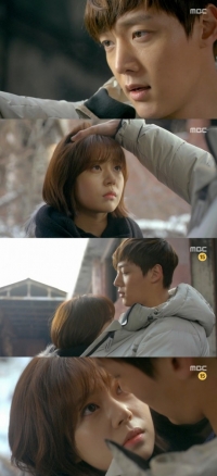 '오만과 편견' 최진혁 백진희, 닿을 듯 말듯 '10초 스킨십'
