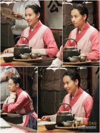 '왕의 얼굴' 조윤희, 촬영장 마스코트의 러블리 매력