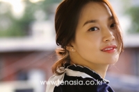 신민아 '스케치북' 크리스마스 특집 출연…유희열과 과거 인연