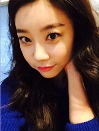 걸스데이 소진, 초근접 셀카 공개 '무결점 인형 미모'