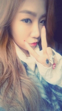 소유, 초근접 셀카 공개 "빙판길 조심! 오늘도 파이팅!"