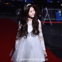 '청룡영화제' 김새론, 임지연 '그랜드슬램' 저지…신인여우상 수상