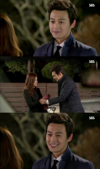 '청담동 스캔들' 이중문, 최정윤에 로맨틱한 장갑 선물 "손이 너무 차서…"