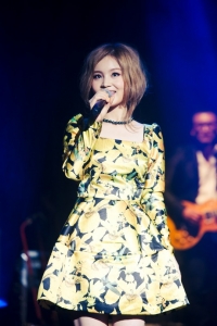 이하이, 에픽하이 부산 콘서트 지원 사격 '선후배 의리'