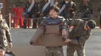 '진짜사나이' 육성재 옷 많이 껴입기 기네스 도전