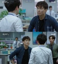 '미생' 변요한 구세주는 '특급카메오' 오정세였다! '성대리 불륜 폭로'
