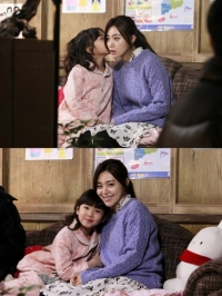 '펀치' 이영은 김지영 다정한 모습 포착 '훈훈'
