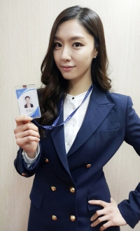 '펀치' 서지혜, 촬영 비하인드 컷 공개 '이렇게 예쁜 검사가 어딨어!'