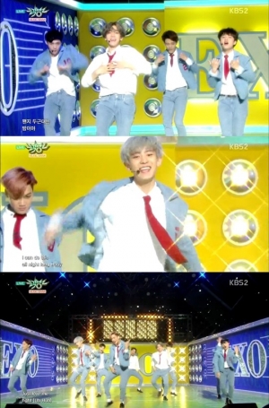 '뮤직뱅크' 엑소, 자체발광 남신들의 컴백무대 '러브 미 라잇'
