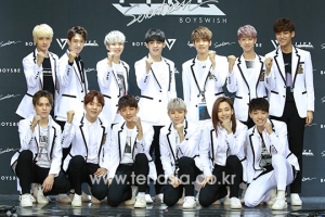 세븐틴 콘서트, 13 소년의 꿈과 소망에 '만세'를 (종합)