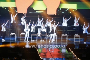 세븐틴 콘서트① 꿈 이룬 13소년의 진가
