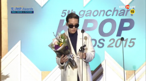 '가온차트' 자이언티, R&B 부문 올해의 발견 상 수상 "감기 조심하세요"