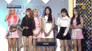 '가온차트' AOA, 월드루키 수상 영광 "새해 복 많이 받으세요"