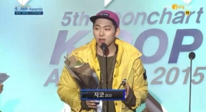 '가온차트' 지코, 11월 음원 1위 "나 때문에 공백기 보낸 블락비 고마워"