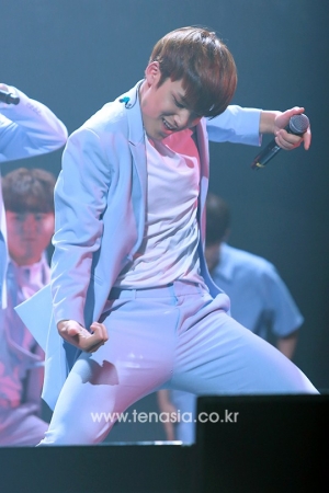 [TEN PHOTO] 세븐틴 민규, 감탄을 자아내는 파워 남성미 (러브레터)