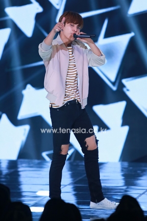 [TEN PHOTO] 세븐틴 민규, 섹시미 넘치는 구릿빛 피부 (더 쇼)