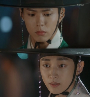 '구르미 그린 달빛' 박보검-진영, 김유정 두고 '팽팽한 기싸움'