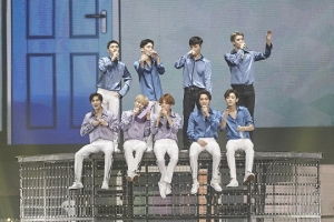 엑소, '아송페' 9인 완전체 출격+레이 솔로곡 최초 공개