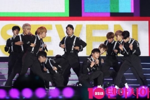 [TEN PHOTO] 세븐틴 '카리스마 넘치는 무대'