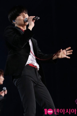 [TEN PHOTO] 샤이니 태민 '눈길 끄는 비주얼'