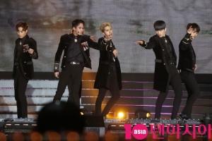 [TEN PHOTO] 빅스 '박력 넘치는 무대'