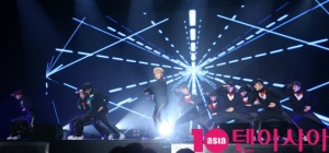 [TEN PHOTO] 세븐틴 '시선 사로 잡는 무대'