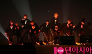 [TEN PHOTO] 세븐틴 '어마무시한 강렬함'
