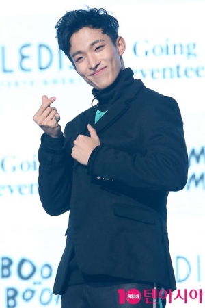 [TEN PHOTO] 세븐틴 도겸 '귀여움을 담은 표정'