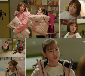&#39;역도요정 김복주&#39; 이성경-경수진, 불꽃 튀는 육탄전 &#34;사과해요&#34;