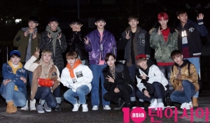 [TEN PHOTO] 세븐틴 '훈훈한 향기 물씬'