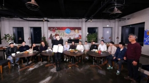 &#39;식사하셨어요?&#39; 김혜수-송선미 등, 초호화 게스트들과 &#39;별별 시상식&#39;