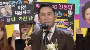 [SBS 연예대상] 신동엽 대상 수상 &#34;어머니에 대한 갈증, &#39;미우새&#39;로 해소&#34;