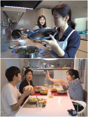 &#39;엄마가 뭐길래&#39; 윤유선, 데뷔 후 일상 최초 공개 &#39;허당美 가득&#39;