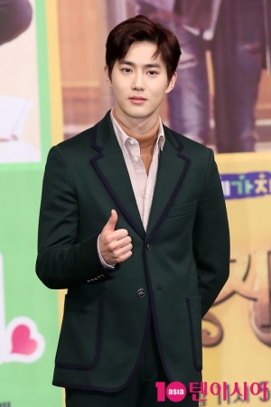 [TEN 초점] 엑소 수호, 아닌 김준면의 걸음