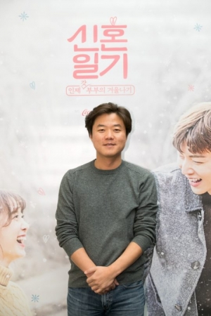 [신혼일기 D-DAY①] 나영석 PD, 돌아온 金요일의 남자