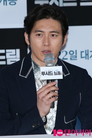 '루시드 드림' 설경구 “고수 많이 울어… 눈 보니까 슬펐다”