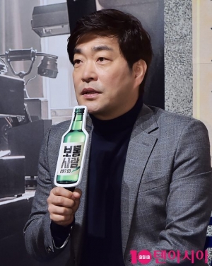 '보통사람' 손현주 “천의 얼굴 라미란과 부부 호흡, 무한한 영광”